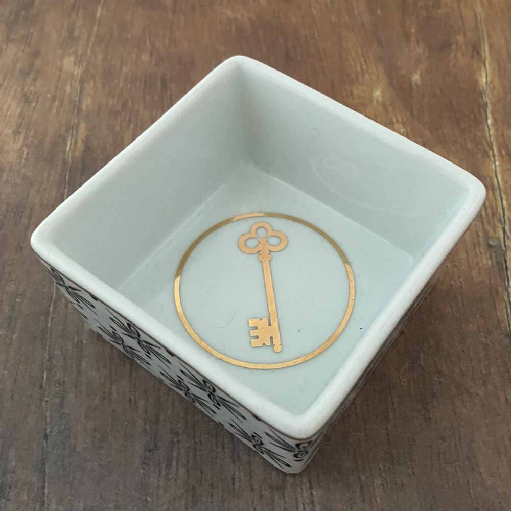 Rosanna square Gold Key trinket Bowl, Tidbit Collectable Dish
